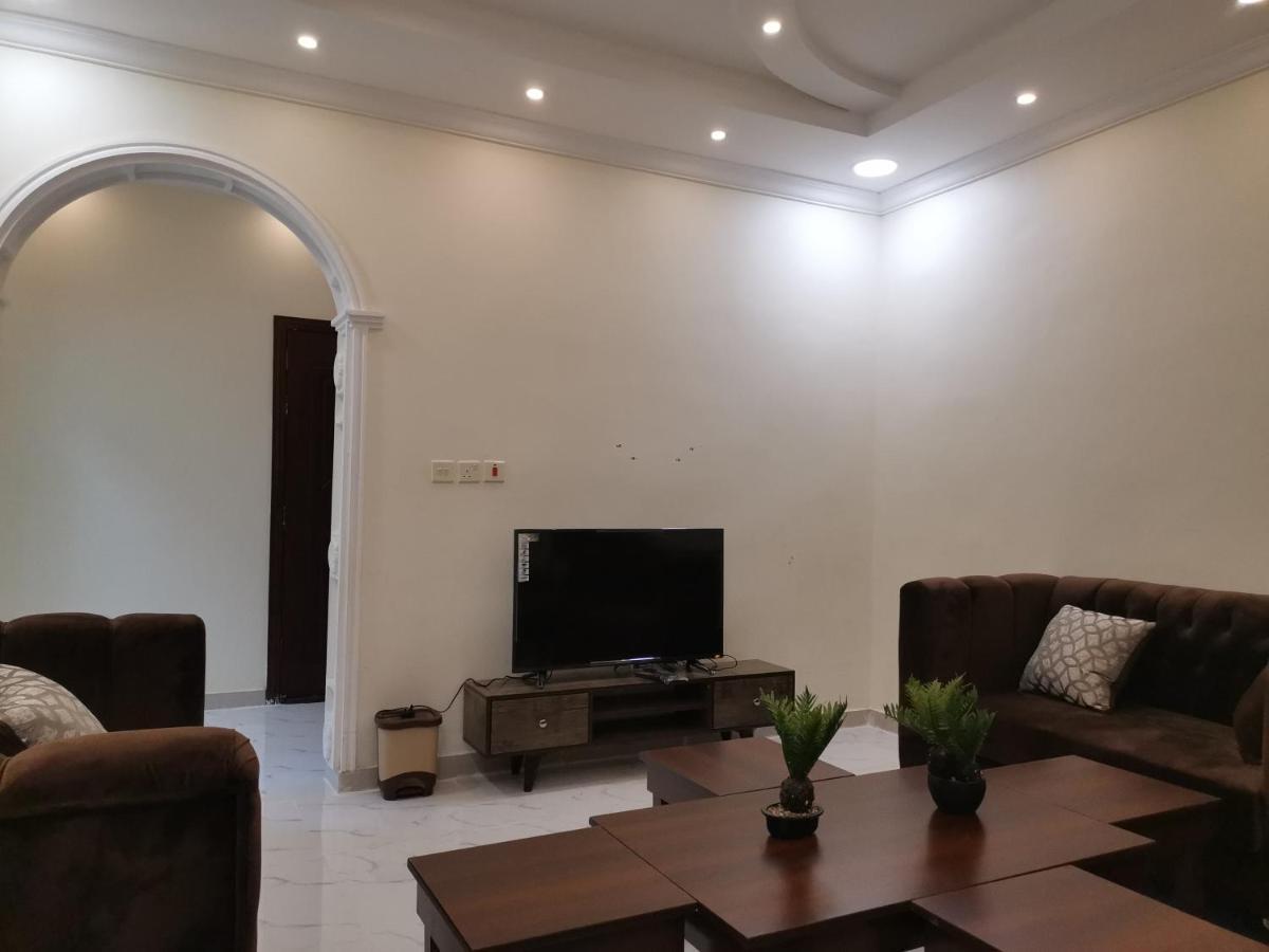 Al Shadi Apartments 얀부 외부 사진