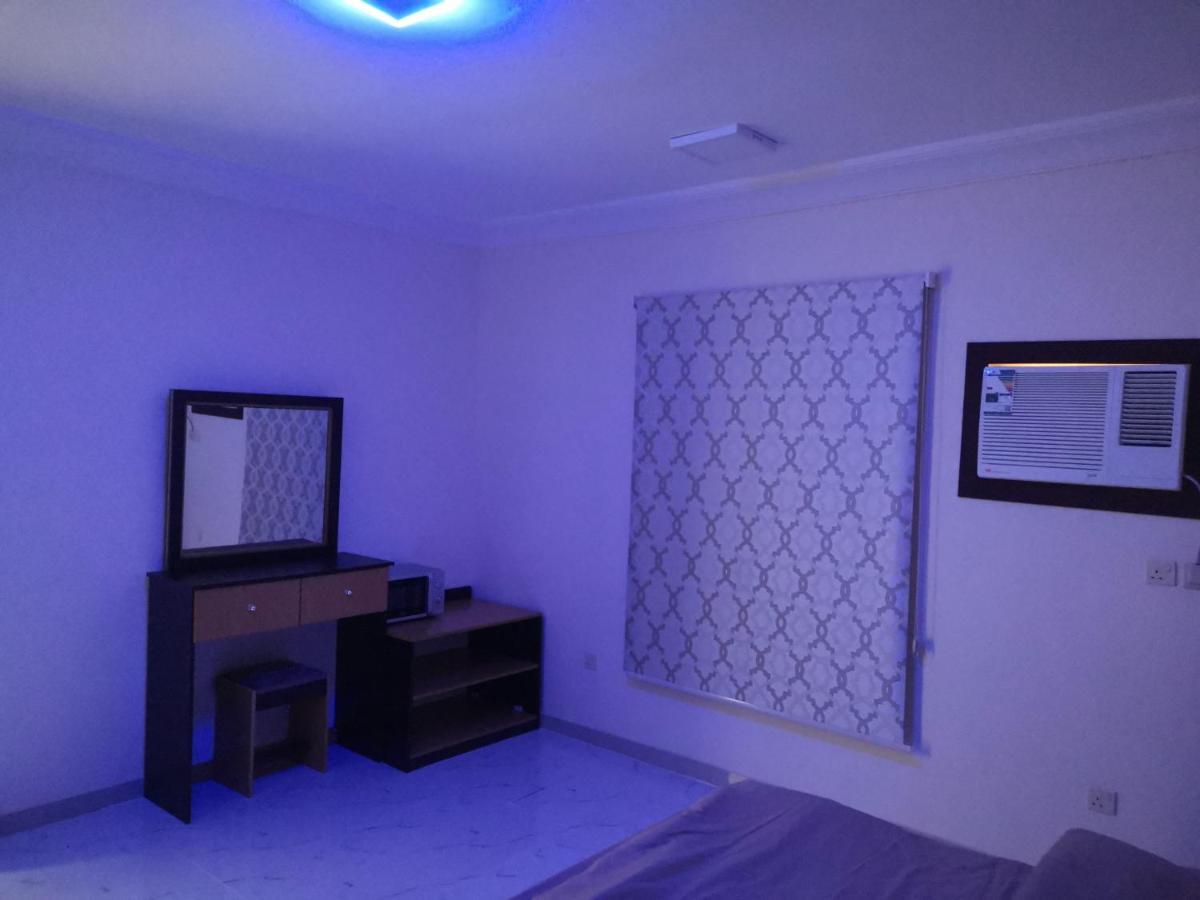 Al Shadi Apartments 얀부 외부 사진