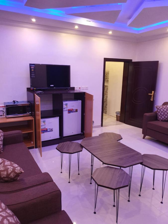 Al Shadi Apartments 얀부 외부 사진